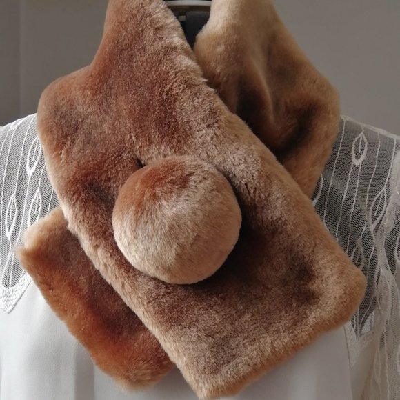 Vegan friendly bunny hugs - Picture 1 of 2